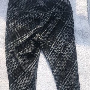 Athleta Medium leggings